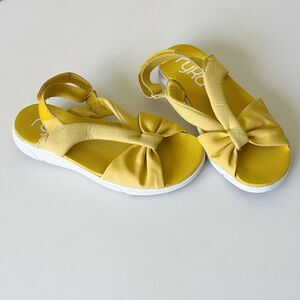 Ryka Macy Slingback Sandals Sz 6M Yellow Open Toe Flat Comfort Casual Shoes
